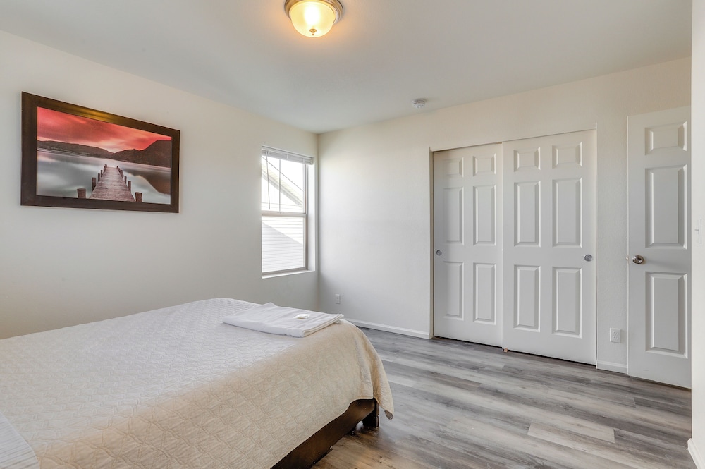 10 Mi to Dia: Family Home w/ Yard!