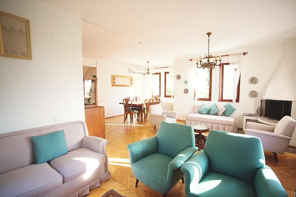 Guzide Sapanca Kosk&Villa