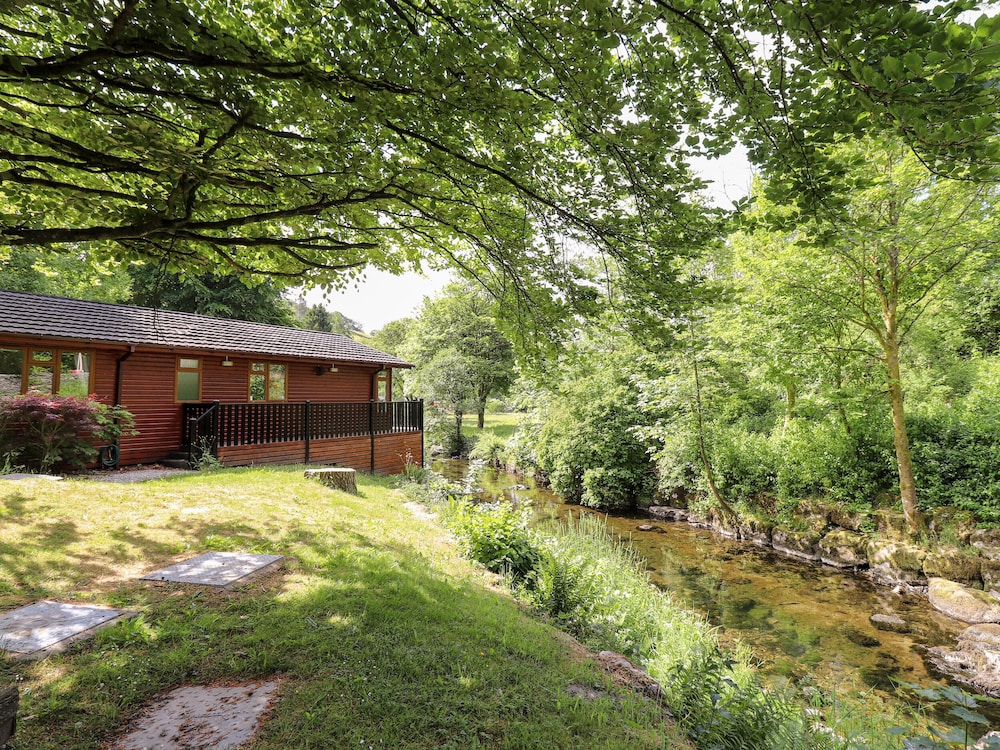 Nutkins Lodge