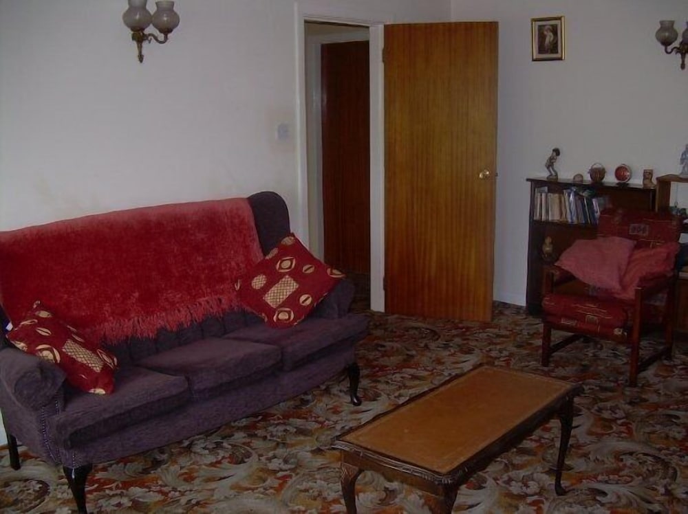 Riverside House Bed & Breakfast