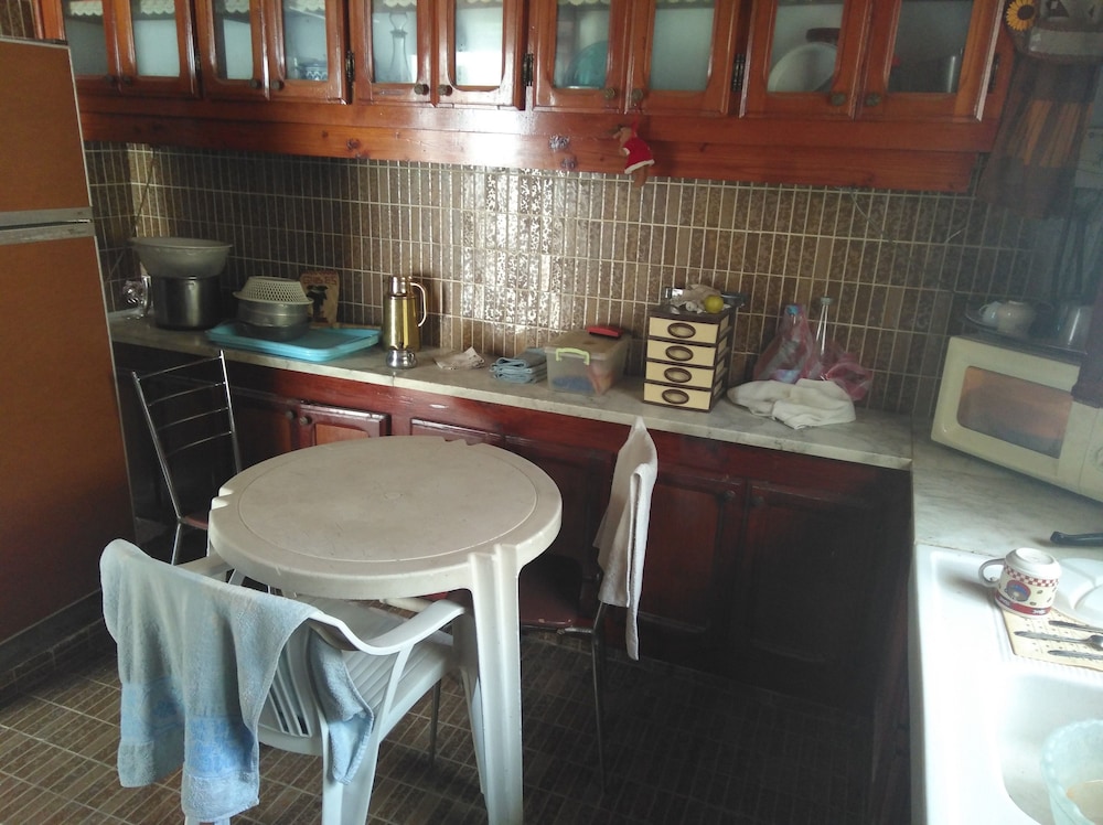 AliWali Room near Airport Tunis Carthage