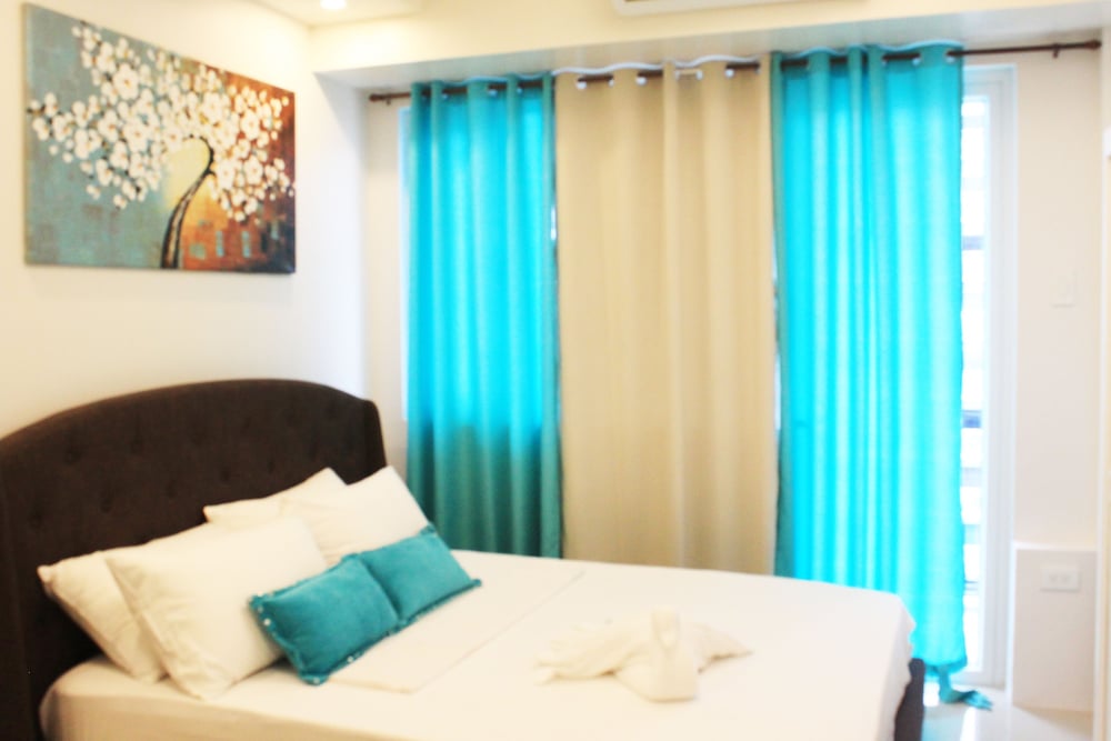 Shell Residences Apartment by Homebound