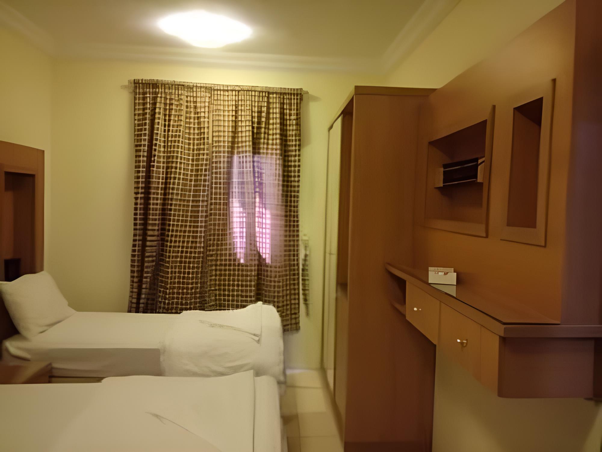 Aayan Al Shisha Hotel