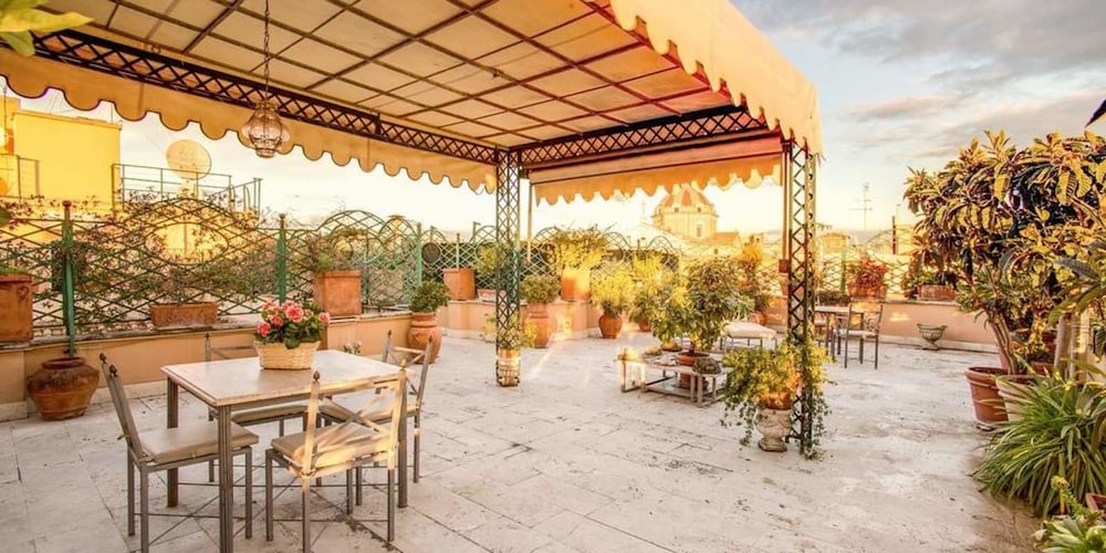 Exclusive Terrace Largo Argentina