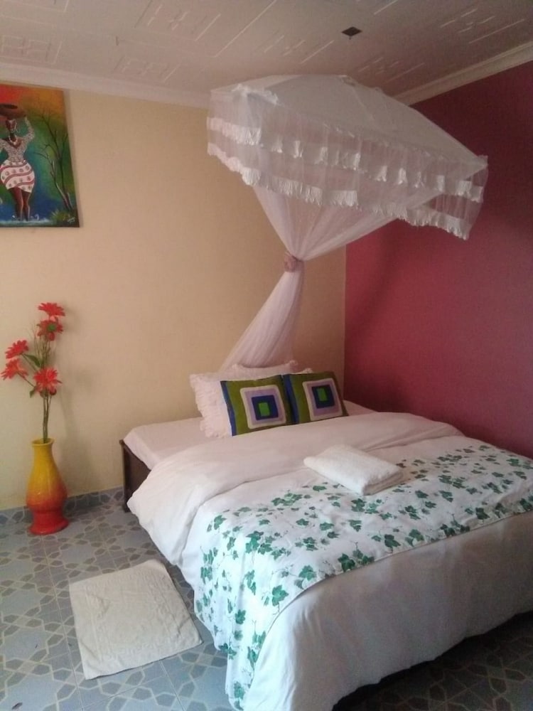 Elsam Mariot guest House view 4