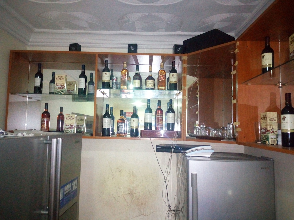 Bayse One Executive Suites and Bar