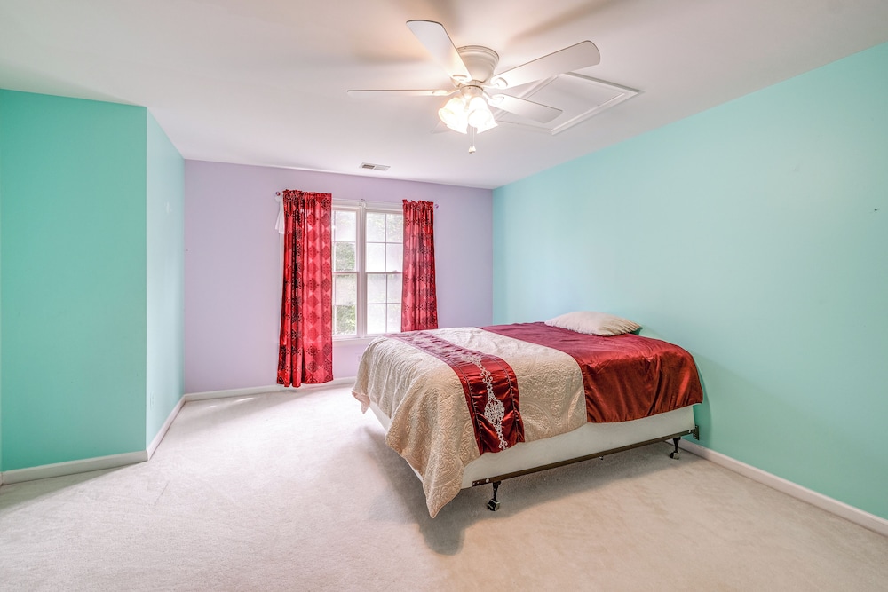4 Mi to Dulles Airport: Spacious D.c. Area Home