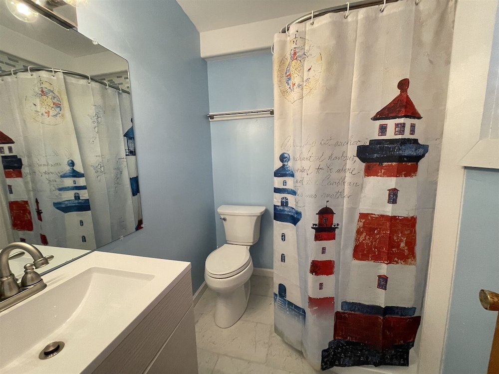 23 The Lighthouse 1 Bedroom Condo by RedAwning