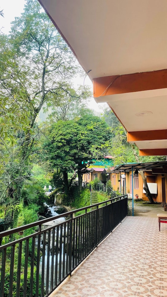 Hostel Abodes Trees of Heaven - Property Image 15