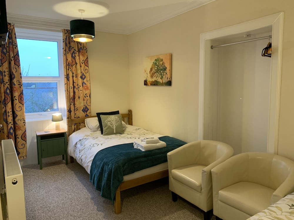The Village Inn and Kirtle House B&B