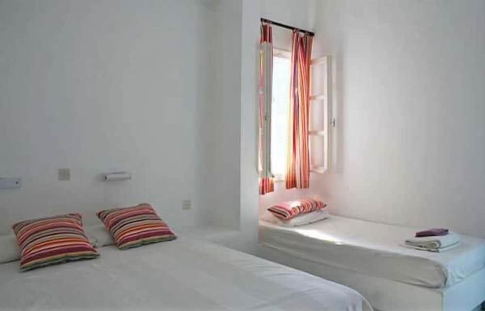 Galanis Place photo 3