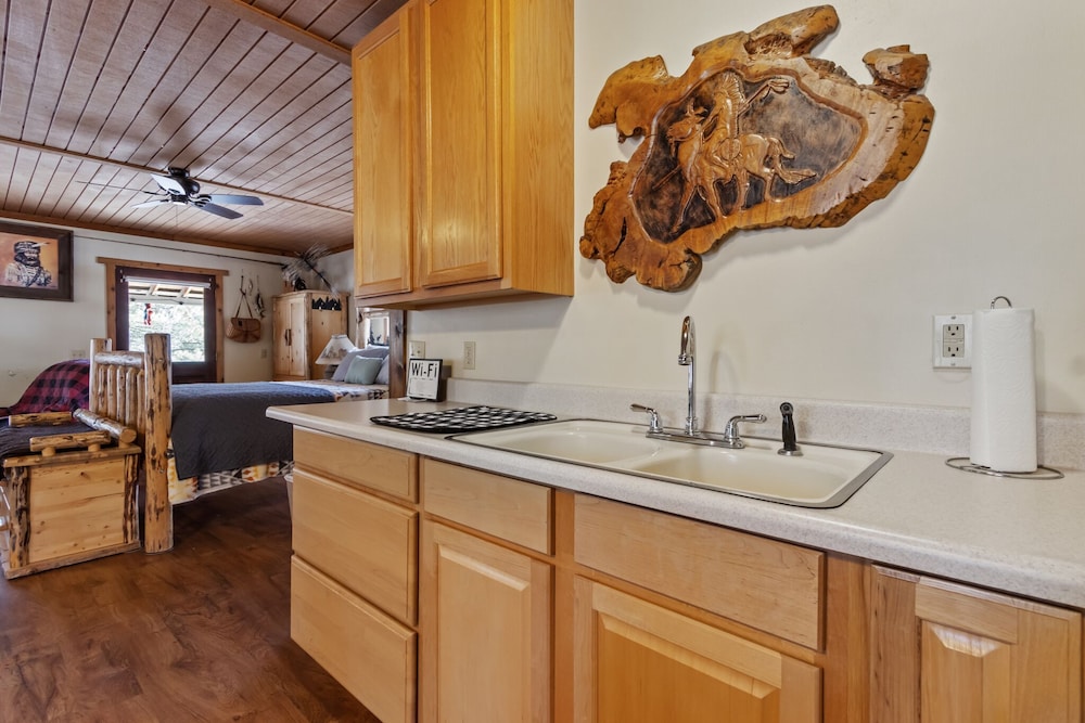 Photo 12