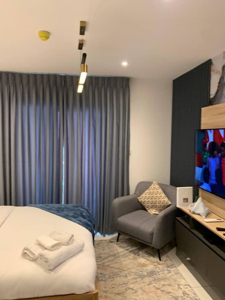 The Loxwood House Royal Luxury Suites
