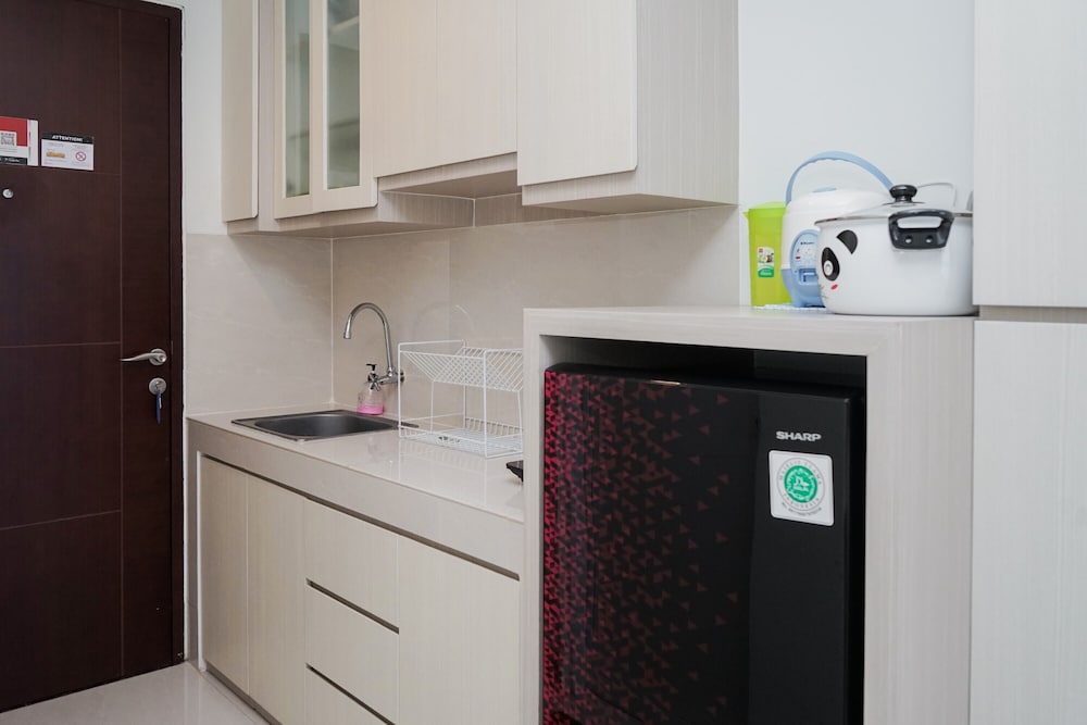 Comfort and Nice Studio Apartment at Springwood Residence