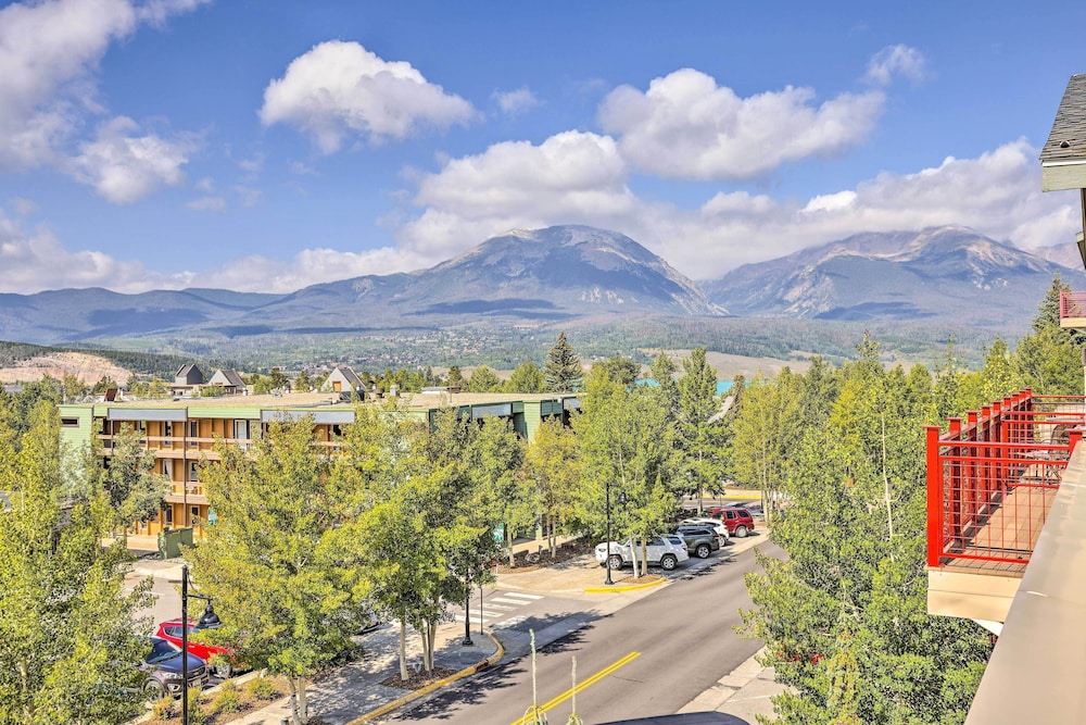 7 Mi to Ski: Main Street Dillon Condo view 2