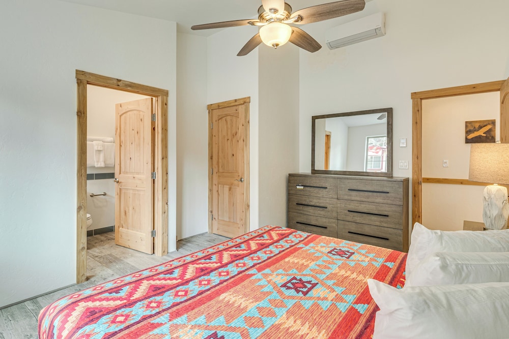 On-site River Access: Mtn-view Ouray Oasis!