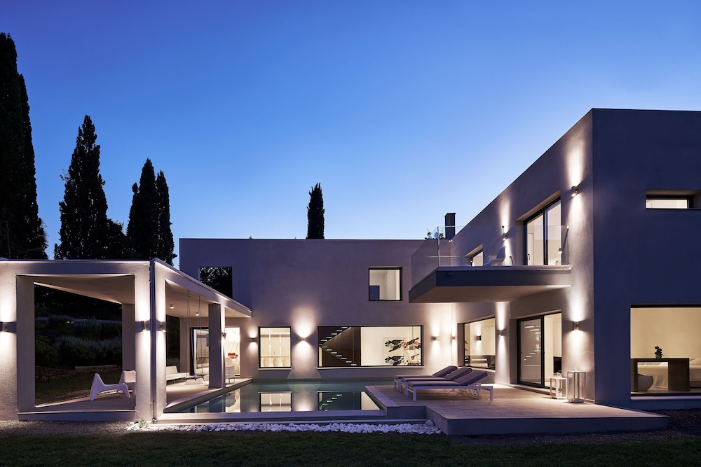 Luxury Villa Eve