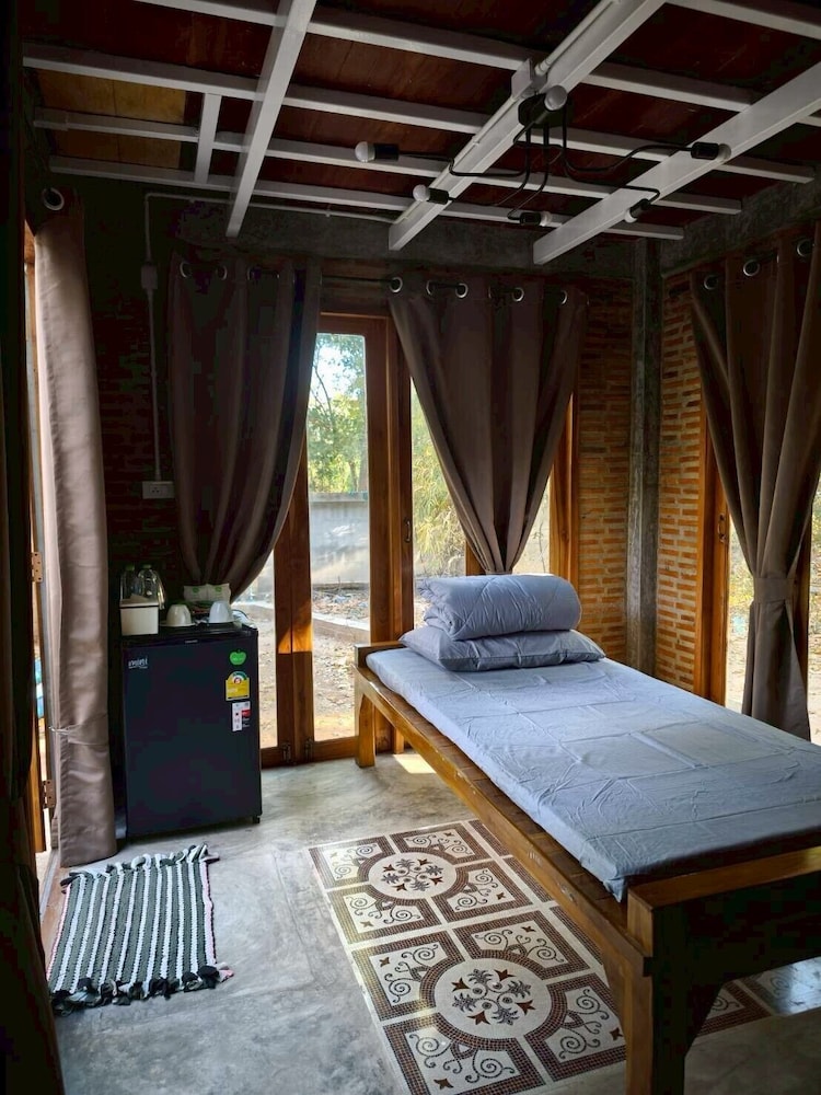 Phawaeng Resort