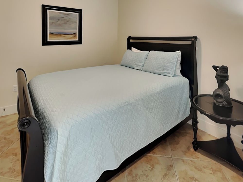 Seas the Day by Ryson Vacation Rentals