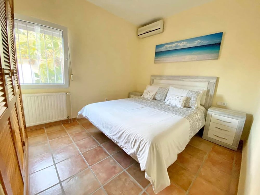 Charming Villa With Private Swimming Pool Near the Sea photo 4