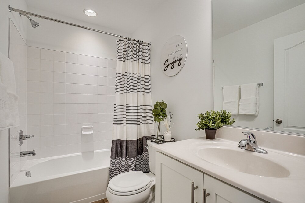 Charles Town Townhome: 9 Mi to Harpers Ferry - Property Image 13
