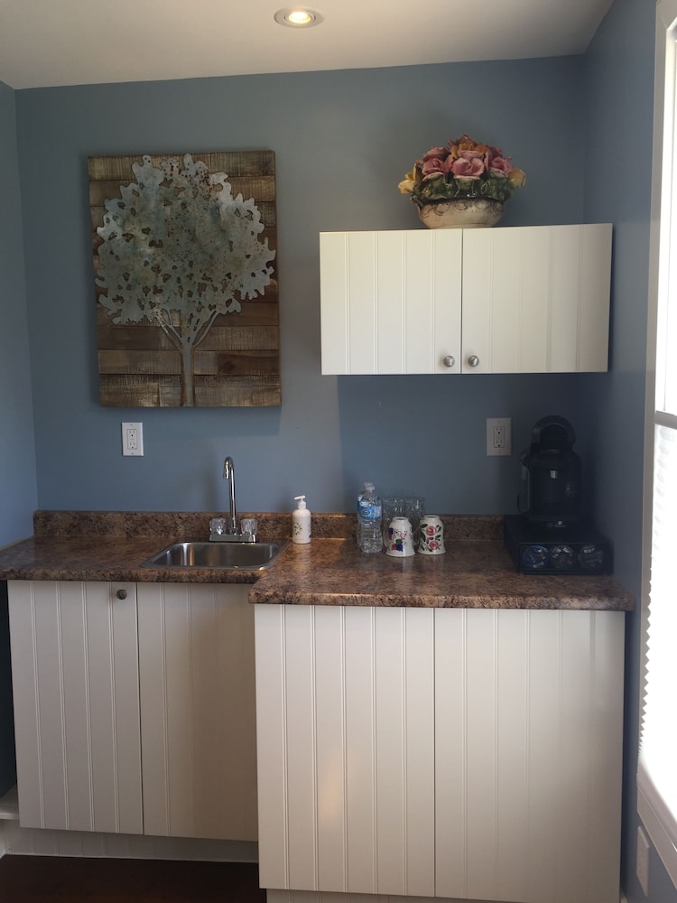 Green Oaks Bed and Breakfast