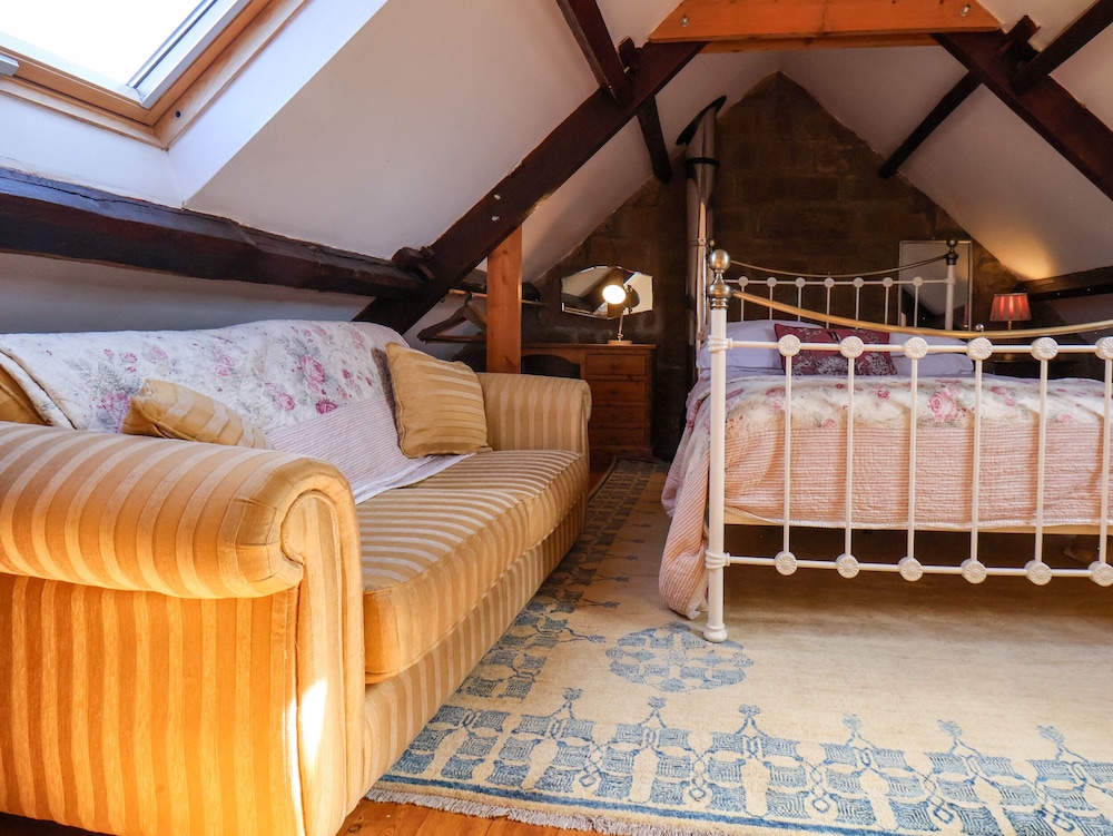 Daffodil Cottage view 3