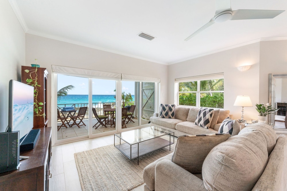 Coconut Bay 126 in West Bay