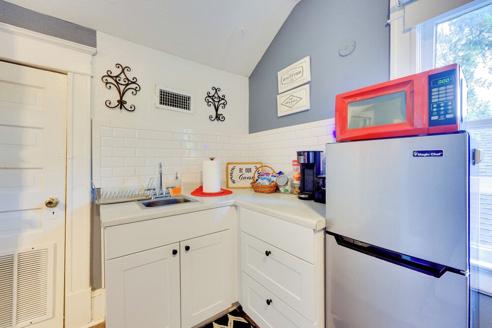 Historic Jacksonville Retreat ~ 2 Mi to Downtown!