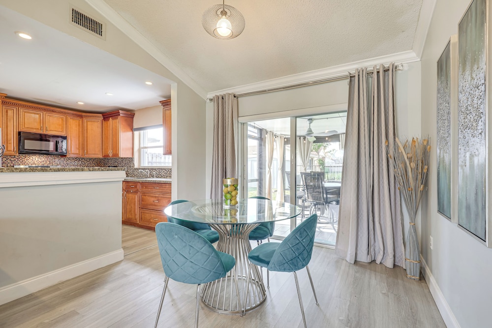 3 Mi to Sawgrass Mills: Home w/ Lanai & Game Area