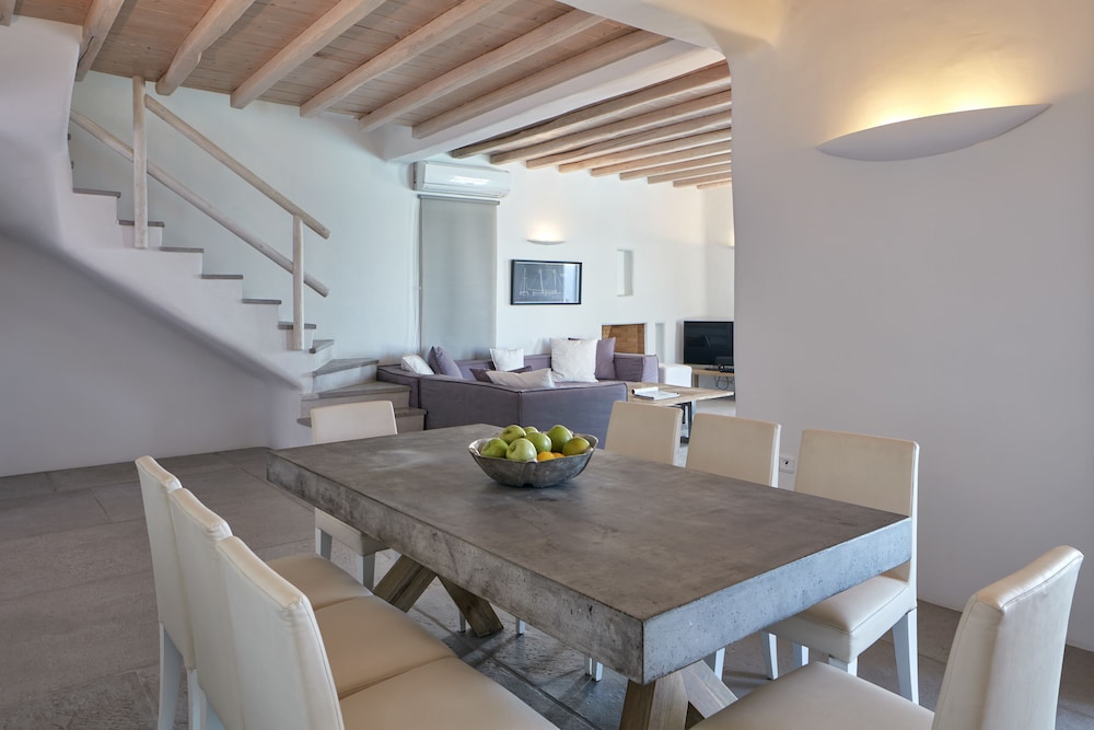 Ammos Villas In Houlakia