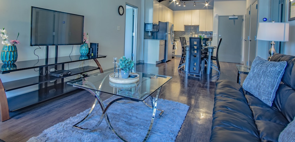Midtown 1br Fully Furnished Apartment - Great Location! 1 Bedroom Apts