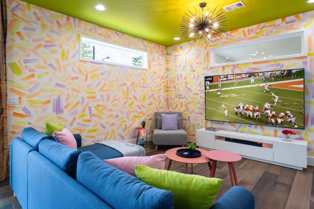 Stylish Eastside Getaway w Backyard, Firepit & BBQ