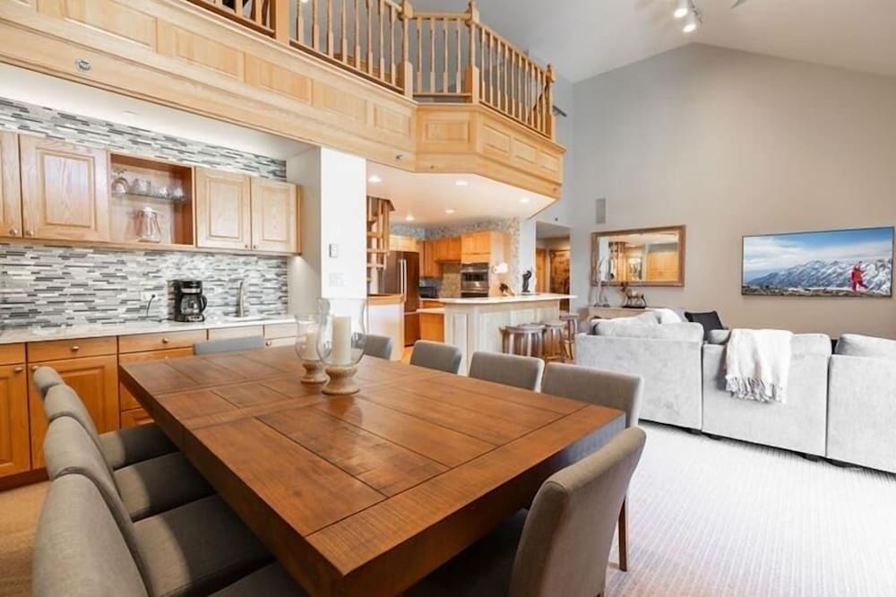 Beaver Creek Resort CO - Townsend Place & Strawberry Park Condos