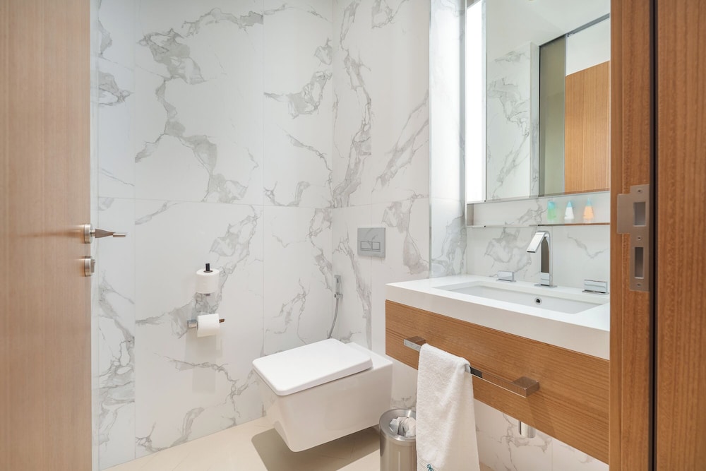 Address Residences Dubai Opera - Burj Khalifa City Views 2 & 3-Bedroom Apartment 1 minute walk to Burj Khalifa, Dubai Mall, Dubai Fountain by Heaven Crest