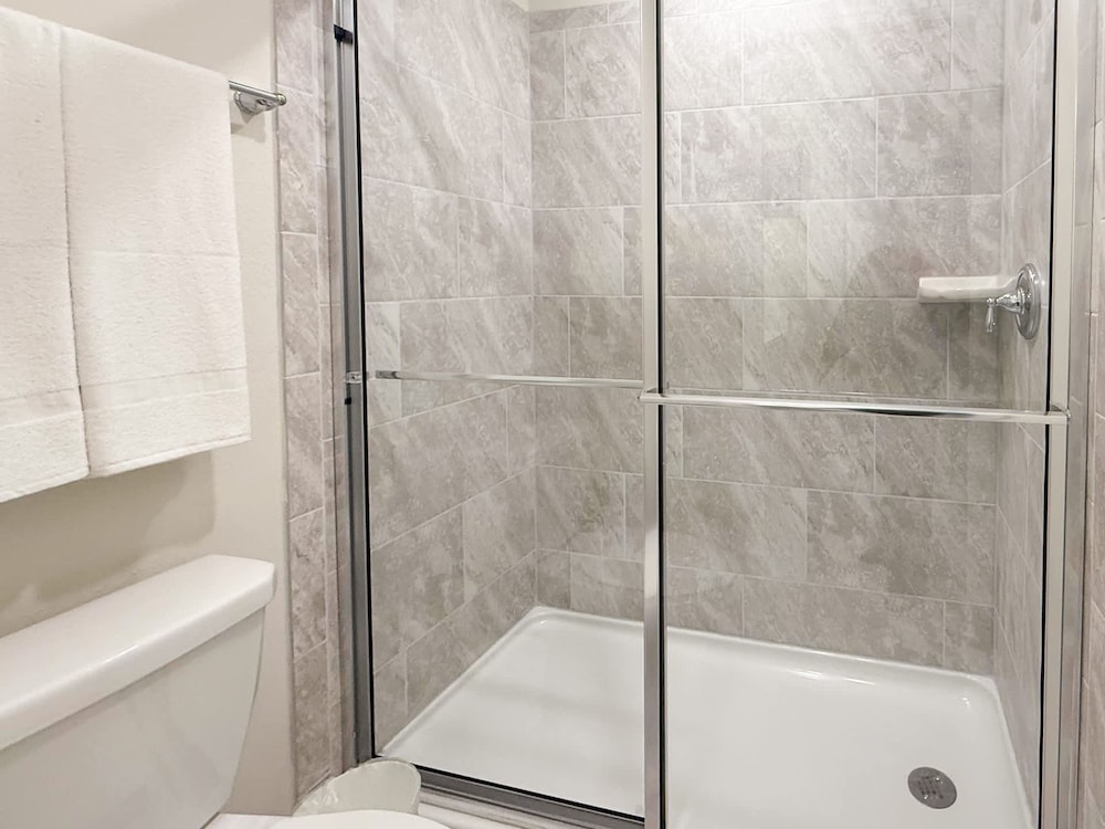 Upstay 20 Guest Capacity Mansion Near Disney