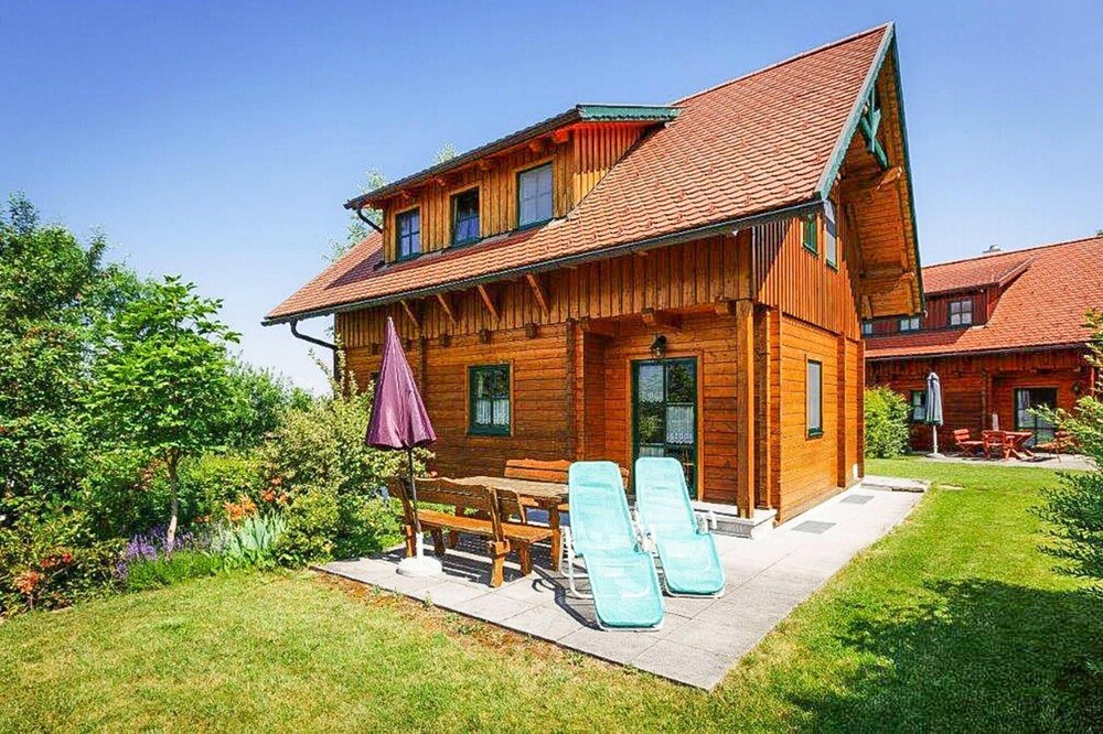 Chalet in Schlierbach Near Ski Trails
