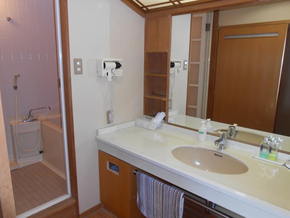 Hamanako Wan Wan Paradise Hotel