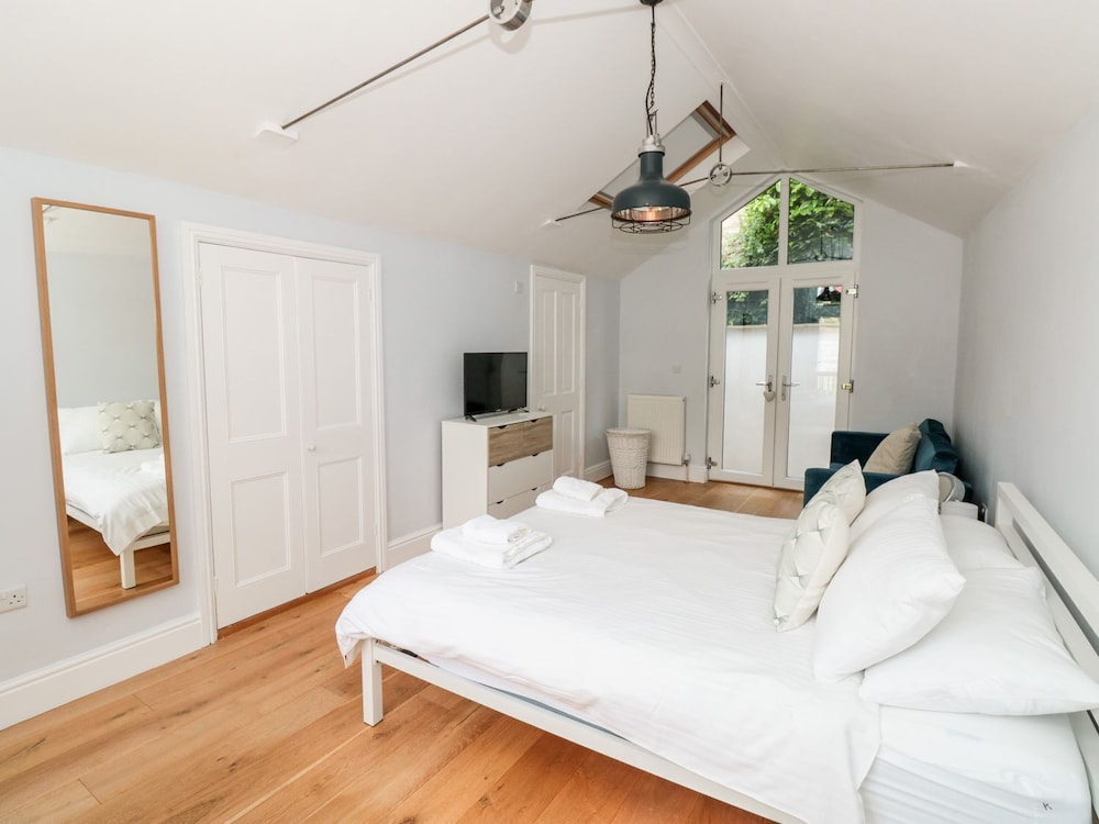 Bay Tree Cottage, Dartmouth