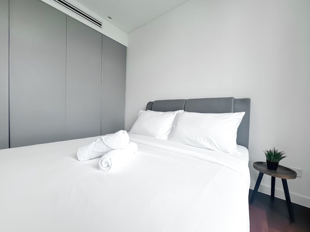 D'Rapport Residences By Manhattan Group