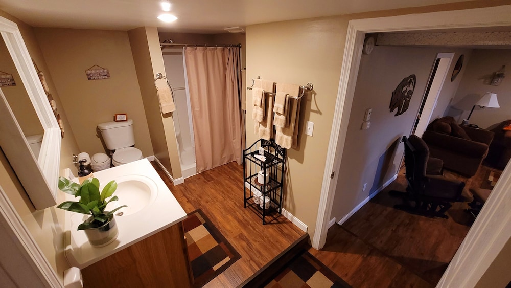 Bear Rock Suites