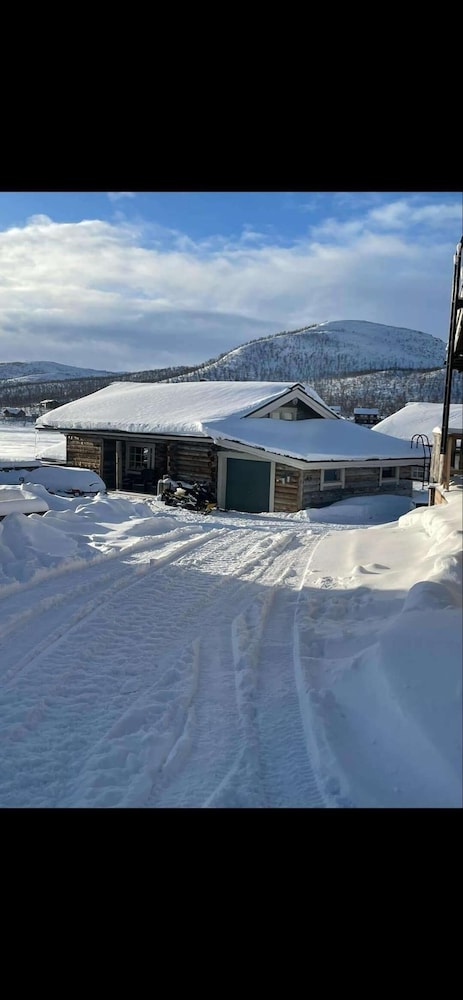 Aurora Bliss Cabin Retreat