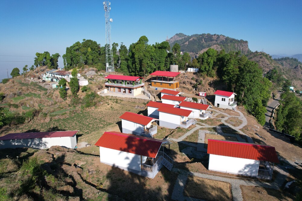 The Grand View Resort Buranskhanda Dhanaulti view 5