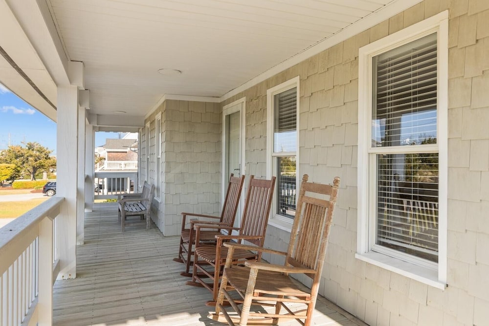 Highsmith Cottage 4 Bedroom Home