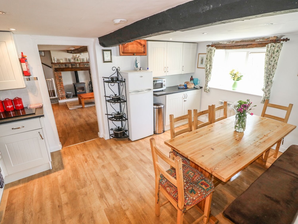 Hill Farm Cottage