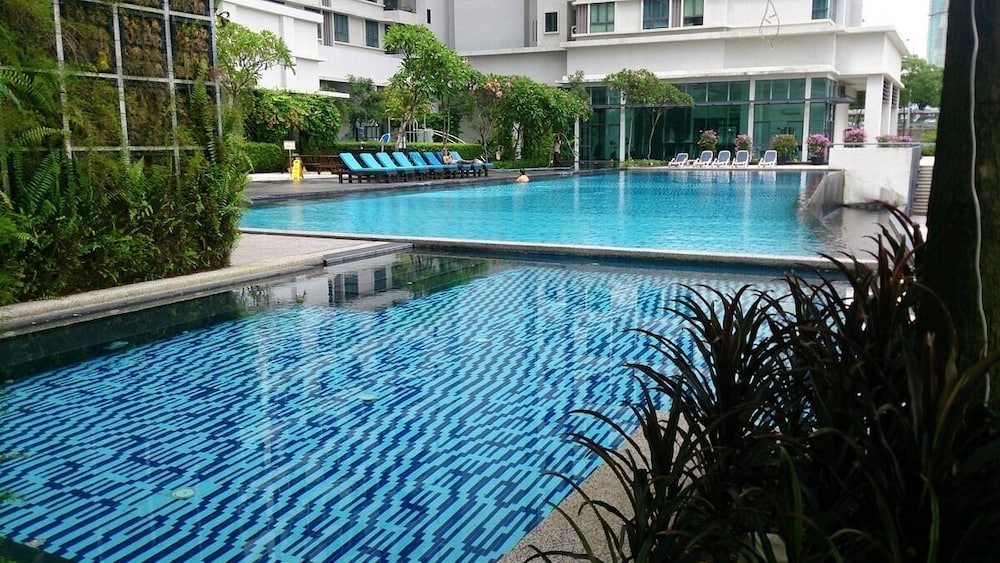 Industrial Suites at Bandar Sunway photo 1