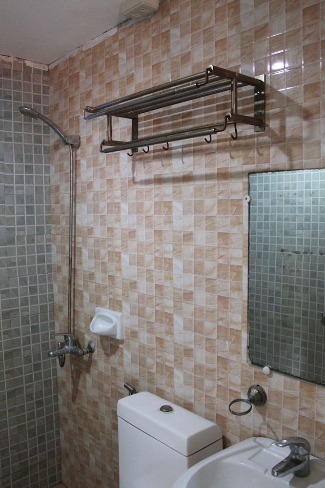 Agustin El Nido Inn