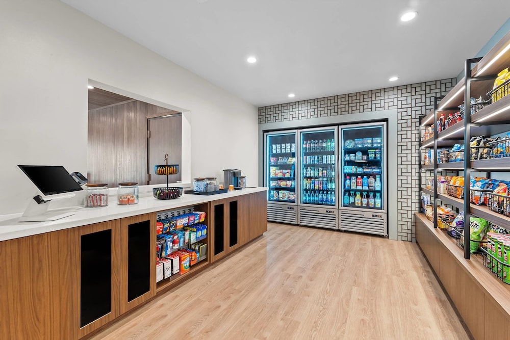Everhome Suites Brownsville