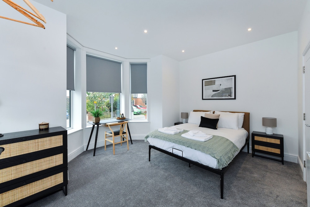 Dovecote Lane Suites