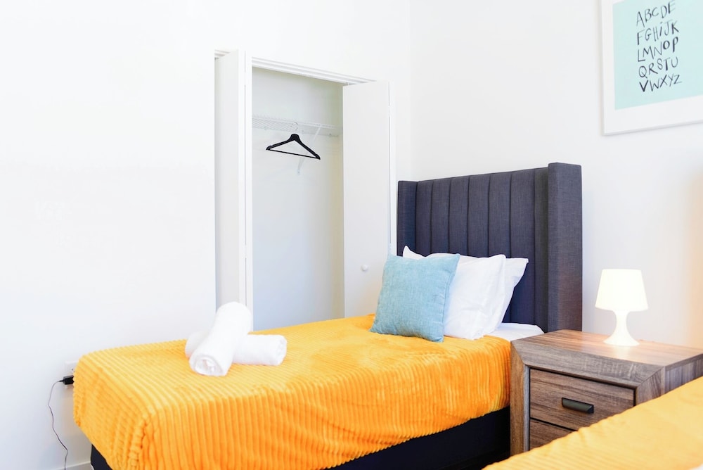 Stylish Townhouses by Design District